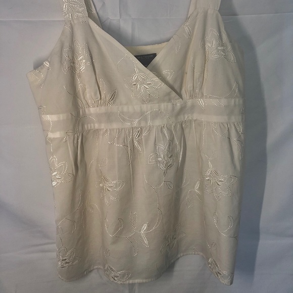 Two summer blouses by Ann Taylor - Picture 2 of 7